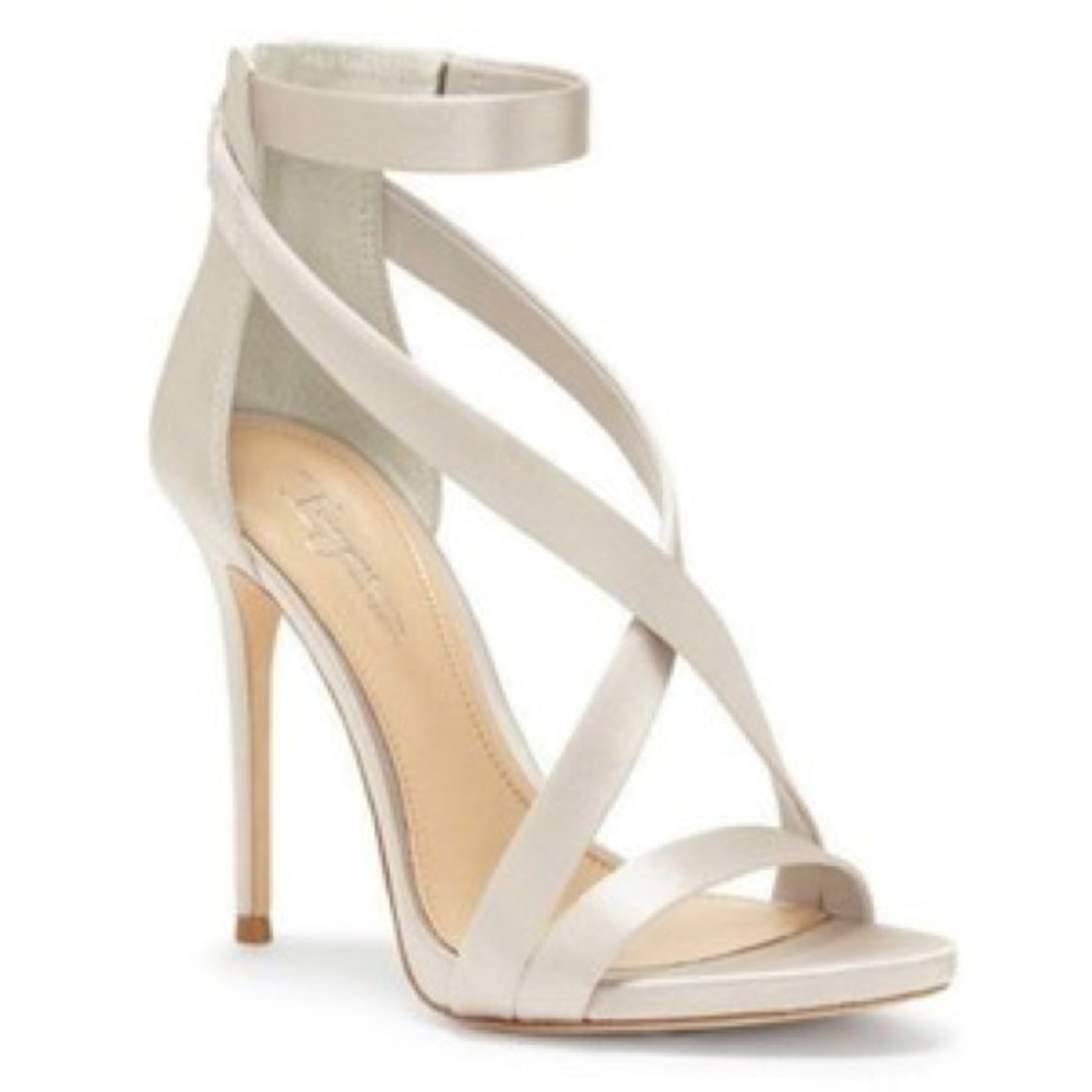 Brand New Vince Camuto, never worn.